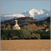 Novembre 30 &middot; L'&eacute;glise Saint-Vincent-Diacre et le Pic du Midi de Bigorre - Coarraze &middot; &copy; stockli